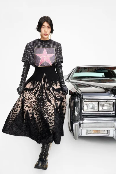 Look 15